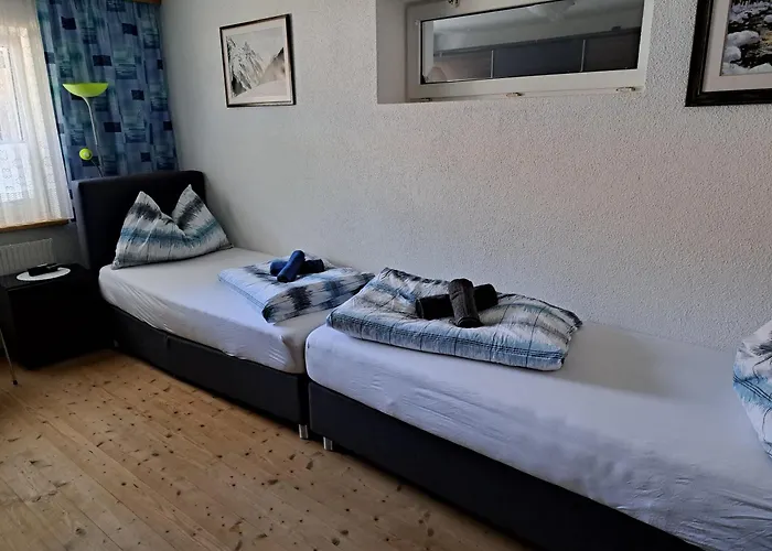 アパート Isis---ferienwohnung *