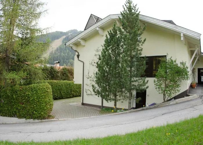 Appartement Isis---ferienwohnung *